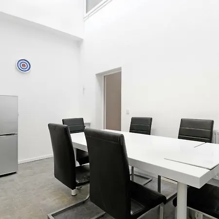 Big West Kurfurstendamm Apartment