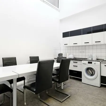 Big West Kurfurstendamm *