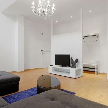 Big West Kurfurstendamm Apartament