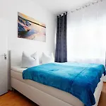 Big West Kurfurstendamm Apartment Berlin